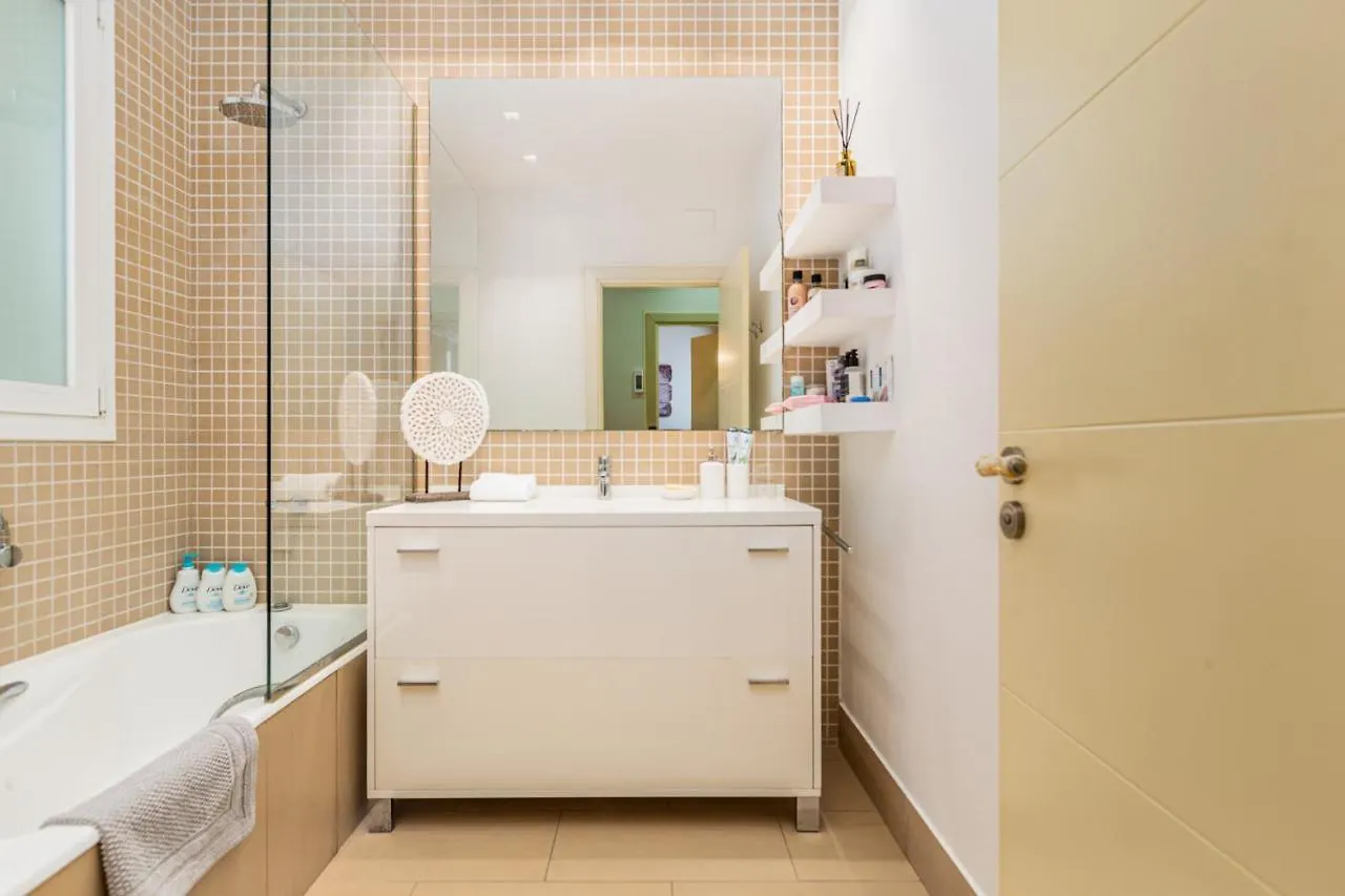 3Br - 2Bh Luxury Apartment 5 Min From Paseo De Gracia Barcelona